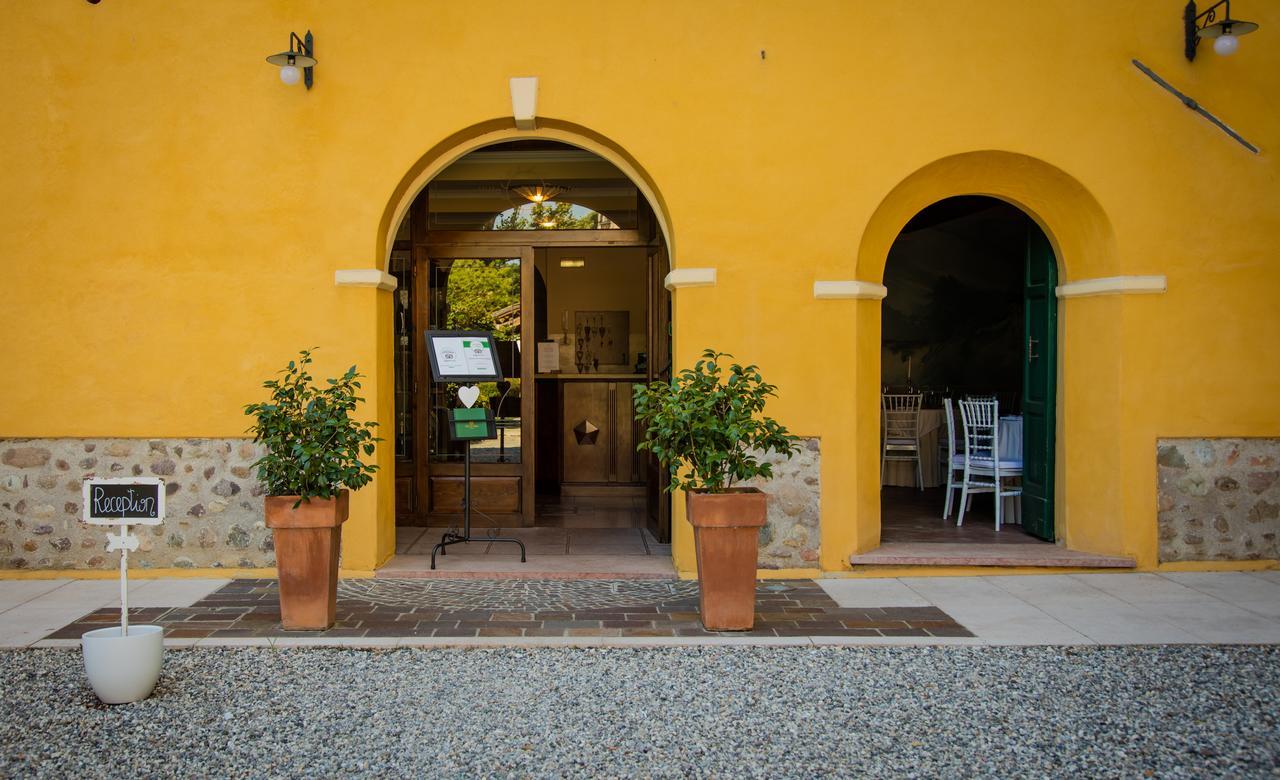 Agriturismo Villa Dei Mulini Volta Mantovana Bagian luar foto