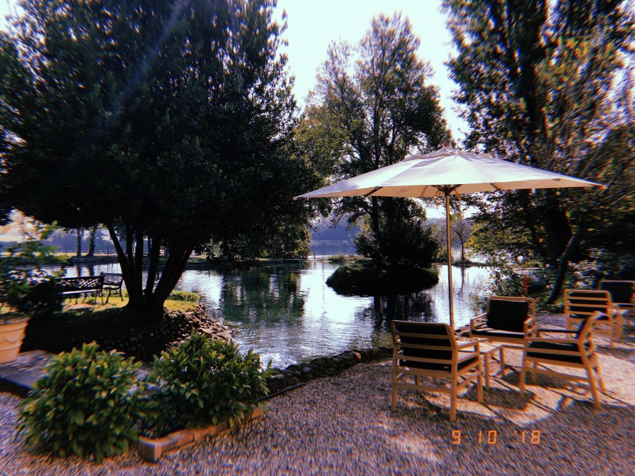 Agriturismo Villa Dei Mulini Volta Mantovana Bagian luar foto