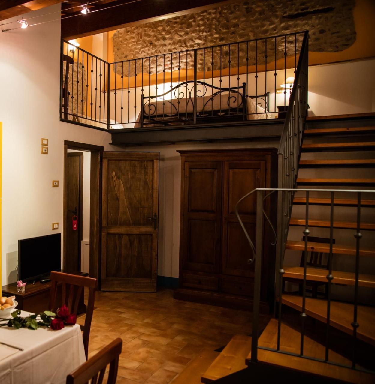 Agriturismo Villa Dei Mulini Volta Mantovana Bagian luar foto
